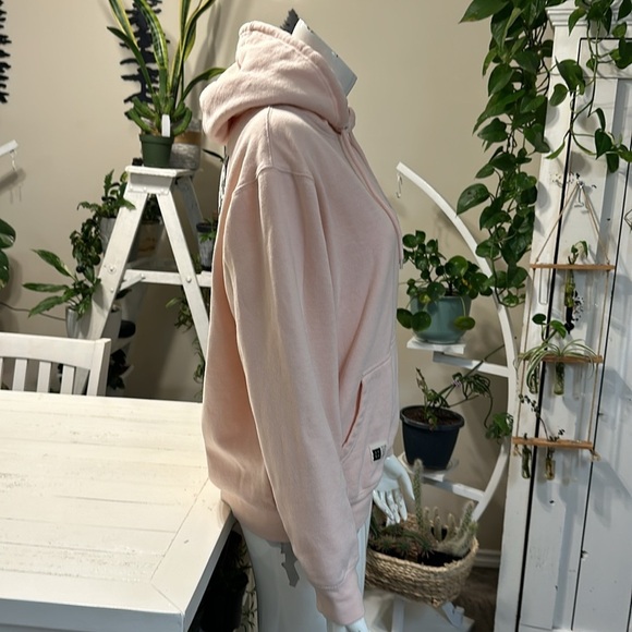 LIRA size, large pink, graphic pullover hoodie with graphic on back - Picture 4 of 11